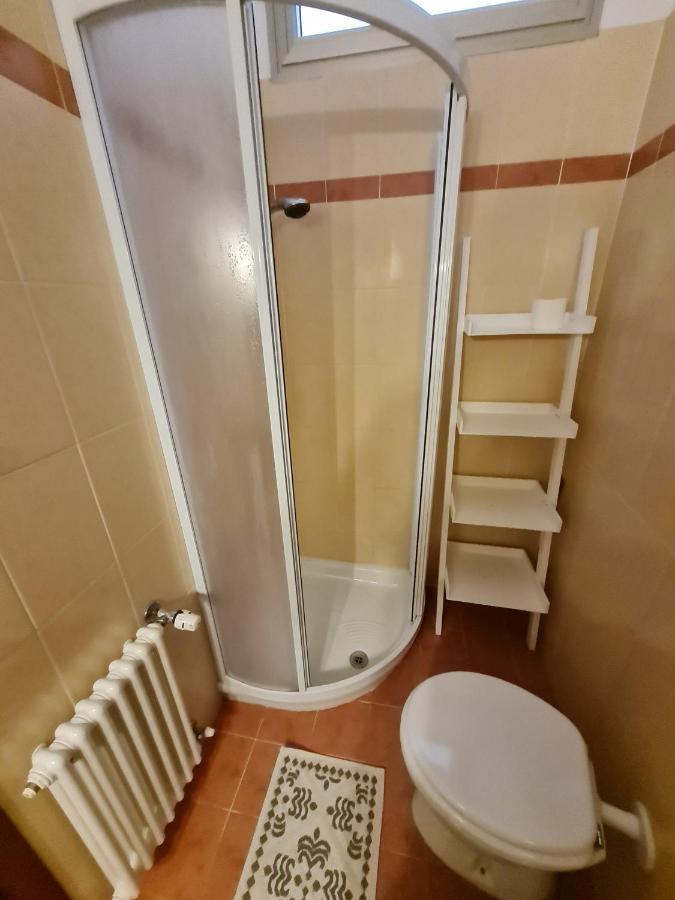 Panorama Apartment Peschiera بسكييرا ديل غاردا المظهر الخارجي الصورة